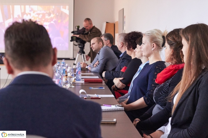 Foglalkoztatási paktum ülése 20171218 - fotó Szarka Lajos