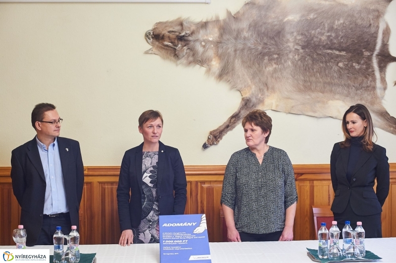 Adomány a Michelin-től - fotó Szarka Lajos