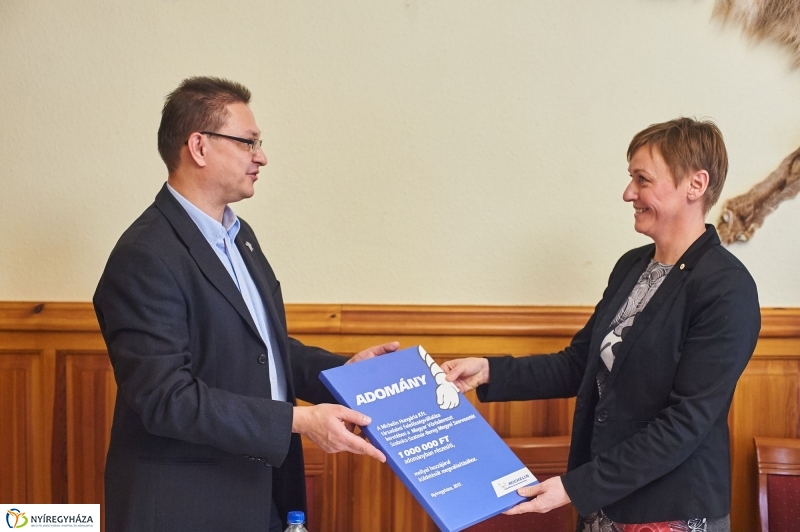 Adomány a Michelin-től - fotó Szarka Lajos
