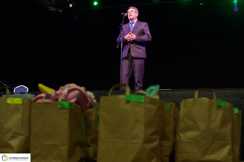 Gyermekjóléti karácsony - fotó Szarka Lajos