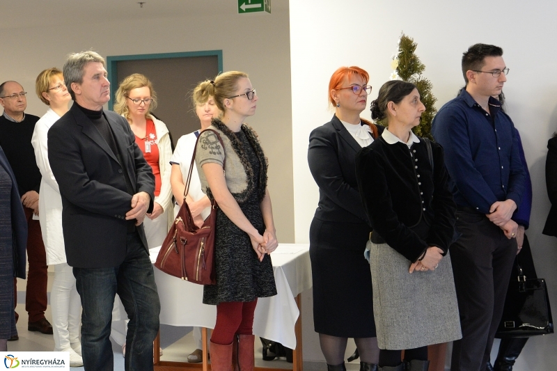 MR-berendezés átadás - fotó Trifonov Éva