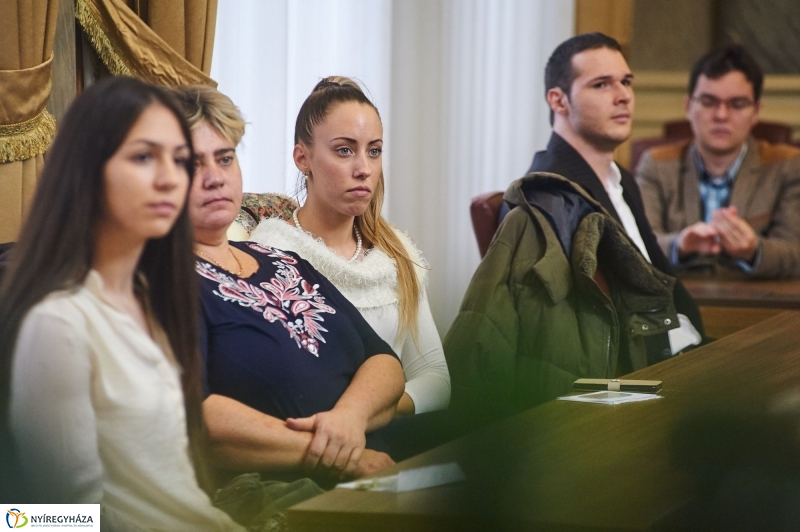 Támogatás rászoruló hallgatóknak - fotó Szarka Lajos