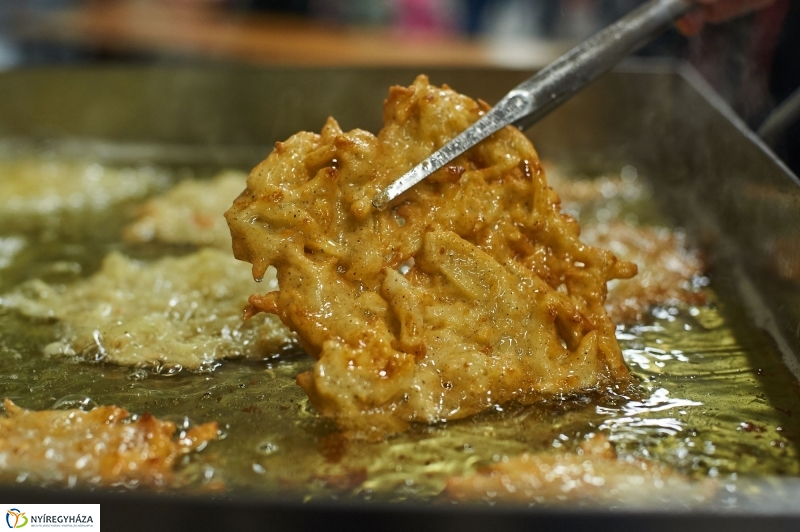 Piaci ajándék - fotó Szarka Lajos