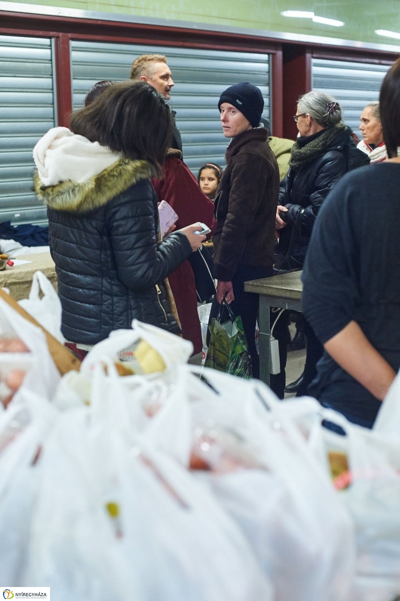 Piaci ajándék - fotó Szarka Lajos