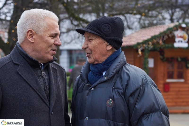 Advent negyedik gyertyája - fotó Szarka Lajos