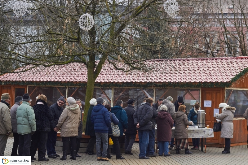 Advent negyedik gyertyája - fotó Szarka Lajos