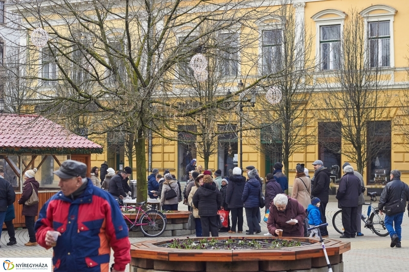 Advent negyedik gyertyája - fotó Szarka Lajos
