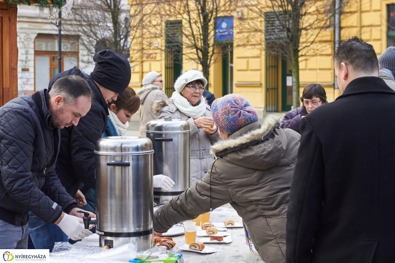 Advent negyedik gyertyája - fotó Szarka Lajos