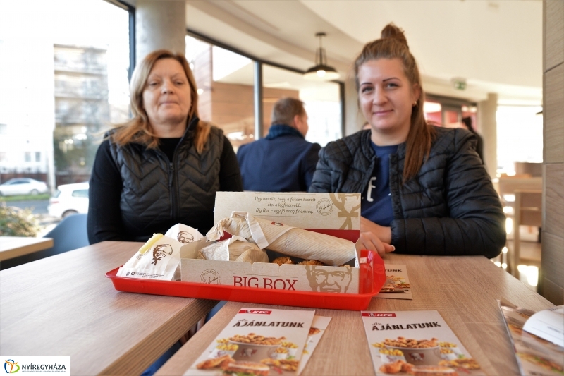 Új gyorsétterem nyílt Nyíregyházán - fotó Trifonov Éva