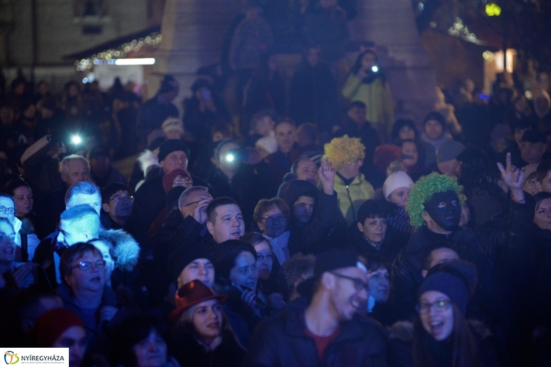 Megkezdődött a Városi Szilveszter - fotó Trifonov Éva