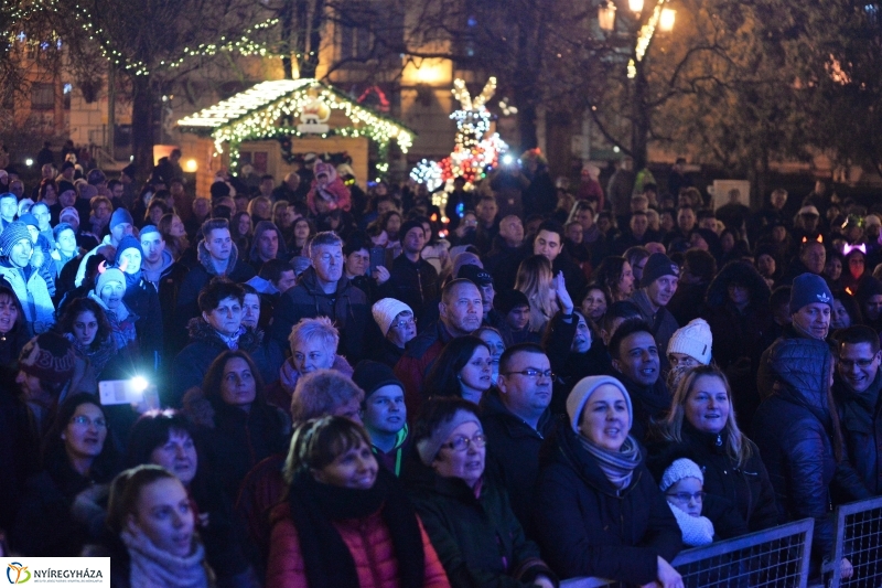 Megkezdődött a Városi Szilveszter - fotó Trifonov Éva