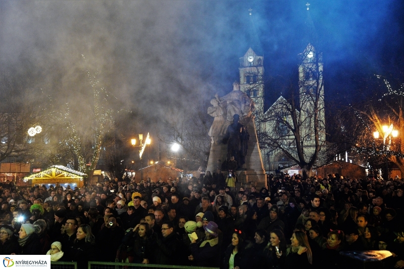 Megkezdődött a Városi Szilveszter - fotó Trifonov Éva
