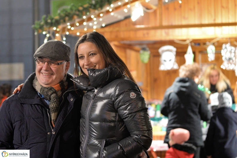 Megkezdődött a Városi Szilveszter - fotó Trifonov Éva