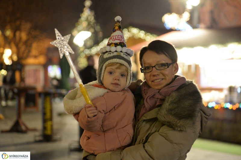Megkezdődött a Városi Szilveszter - fotó Trifonov Éva