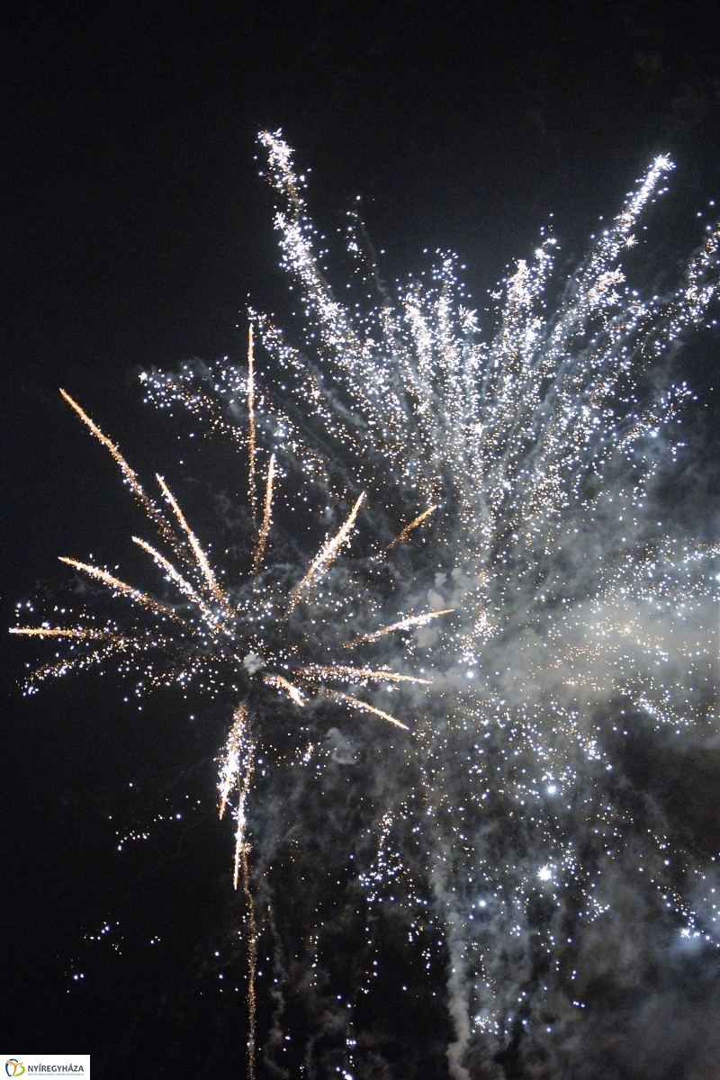 Boldog új évet Nyíregyháza! - fotó Trifonov Éva