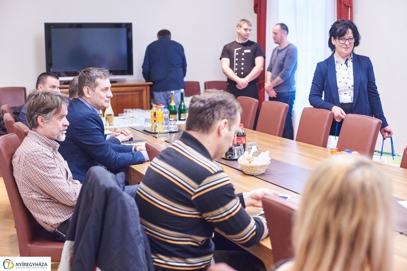 Médiások a Városházán - fotó Szarka Lajos