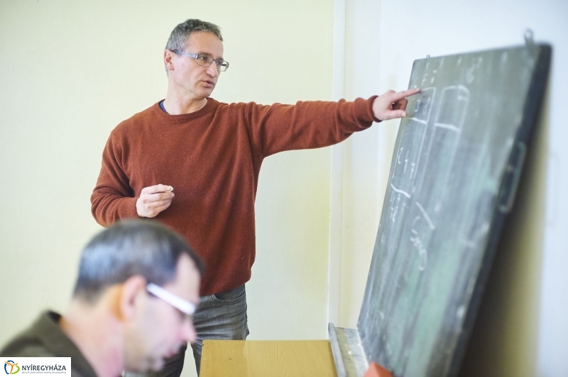 Vizsgaidőszak az egyetemen - fotó Szarka Lajos