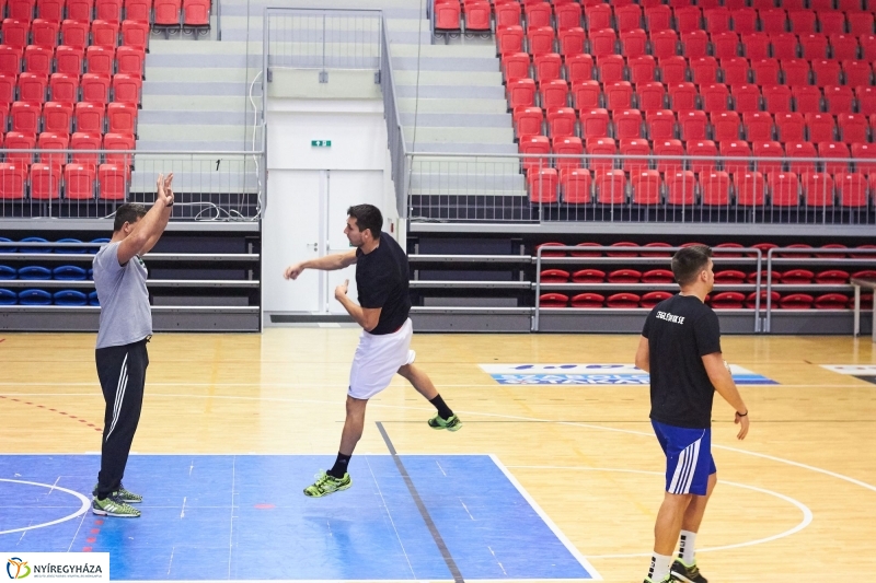 Új év új felkészülés a kézilabdásoknál - fotó Szarka Lajos