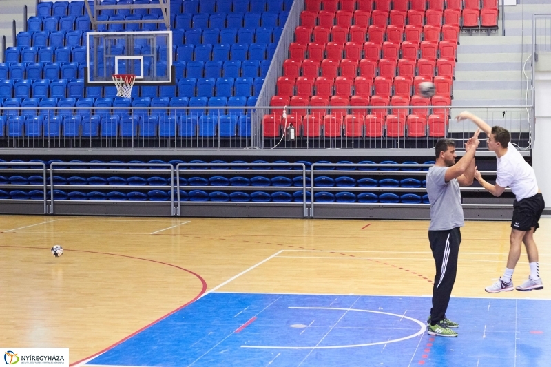 Új év új felkészülés a kézilabdásoknál - fotó Szarka Lajos