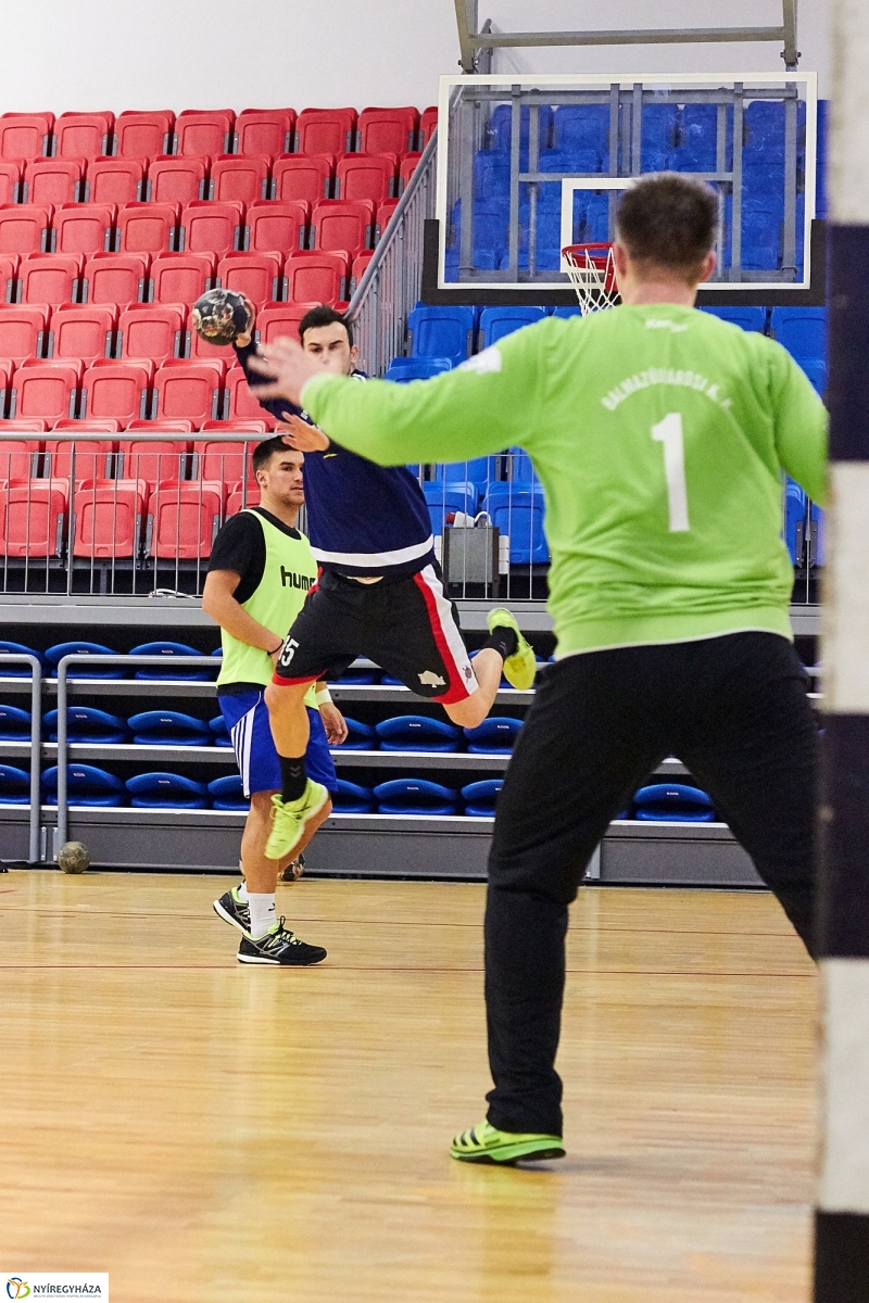 Új év új felkészülés a kézilabdásoknál - fotó Szarka Lajos