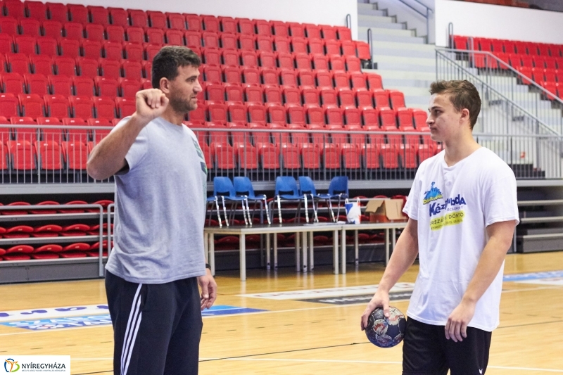 Új év új felkészülés a kézilabdásoknál - fotó Szarka Lajos