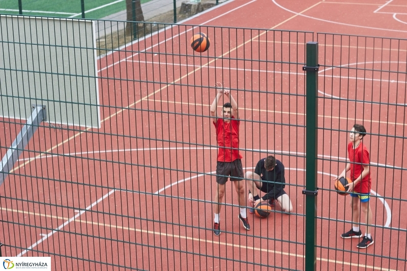 Fejlesztések a Kossuth gimiben - fotó Szarka Lajos