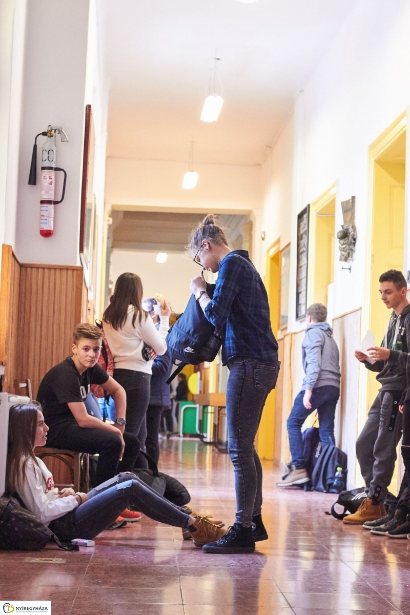 Fejlesztések a Kossuth gimiben - fotó Szarka Lajos