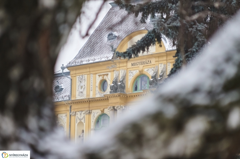 Téli pillanatok a belvárosban - fotó Szarka Lajos