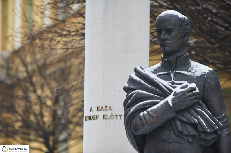 Téli pillanatok a belvárosban - fotó Szarka Lajos