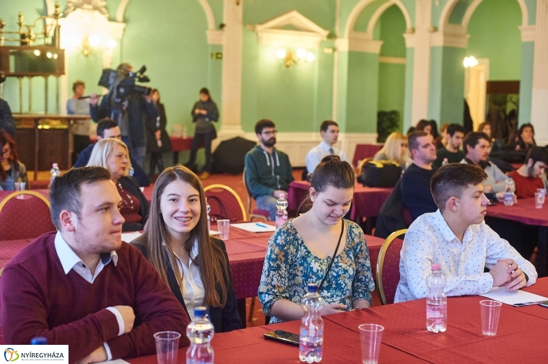 Ifjúsági konferencia - fotó Szarka Lajos