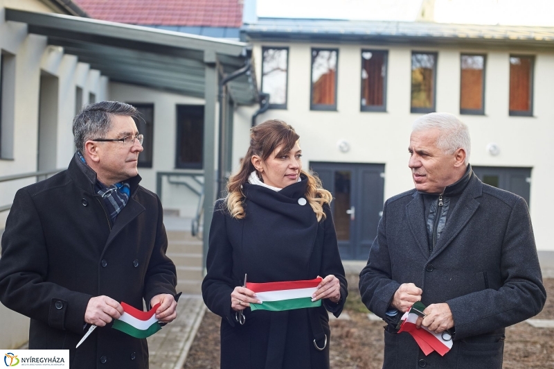 Gyermekjóléti Központ átadó - fotó Szarka Lajos