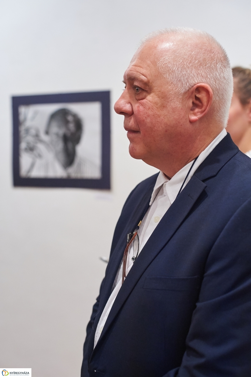 Elszármazottak fotókiállítás - fotó Szarka Lajos