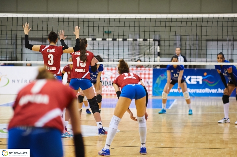 Fatum-Vasas női röplabda - fotó Szarka Lajos