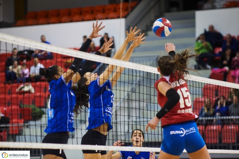 Fatum-Vasas női röplabda - fotó Szarka Lajos