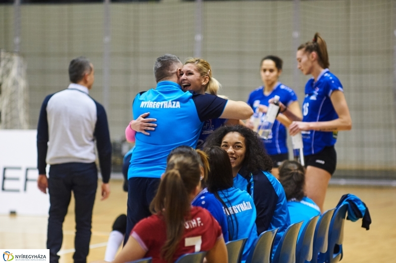 Fatum-Vasas női röplabda - fotó Szarka Lajos