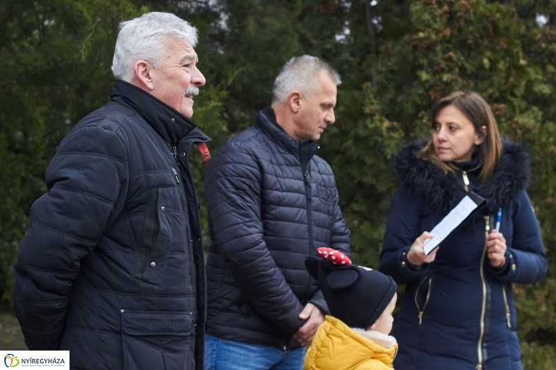 Karácsonyfáért ajándék 2018 - fotó Szarka Lajos