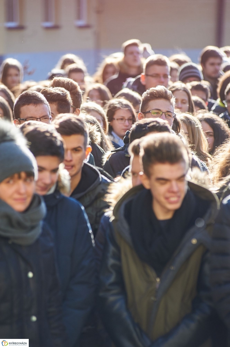 MKN a Kölcsey gimiben - fotó Szarka Lajos