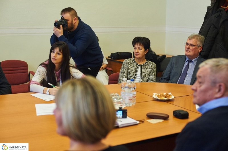 Lions adomány a kórháznak -  fotó Szarka Lajos