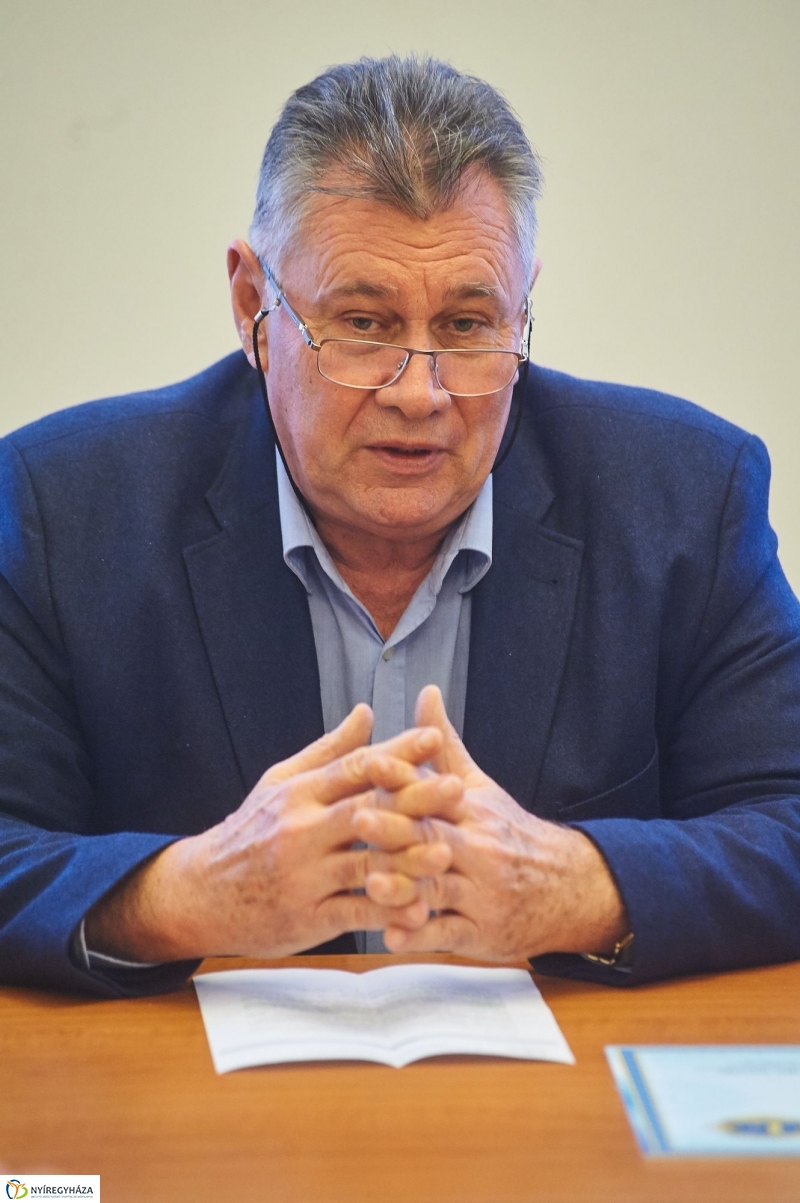 Lions adomány a kórháznak -  fotó Szarka Lajos