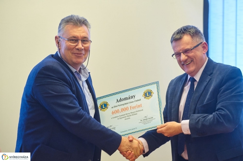 Lions adomány a kórháznak -  fotó Szarka Lajos