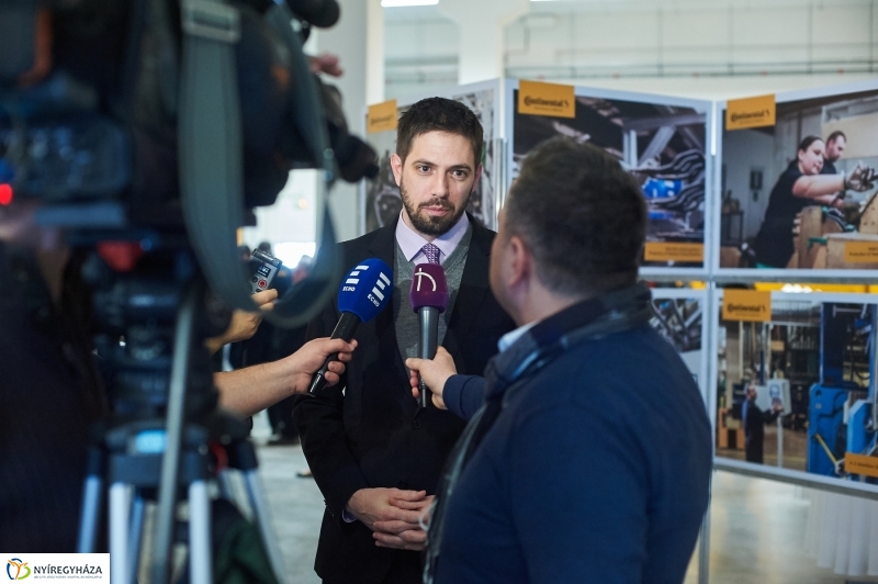 Contitech fejlesztés átadó ünnepség - fotó Szarka Lajos