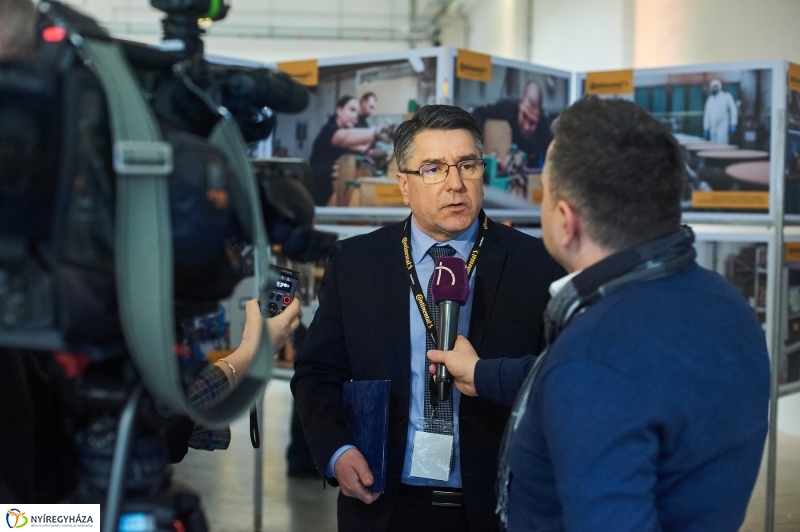 Contitech fejlesztés átadó ünnepség - fotó Szarka Lajos