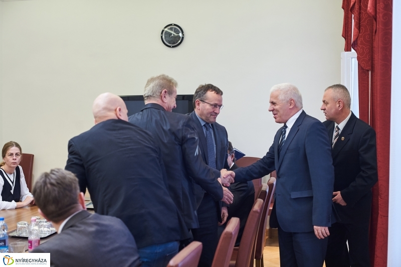 Választási Bizottság eskütétele - fotó Szarka Lajos