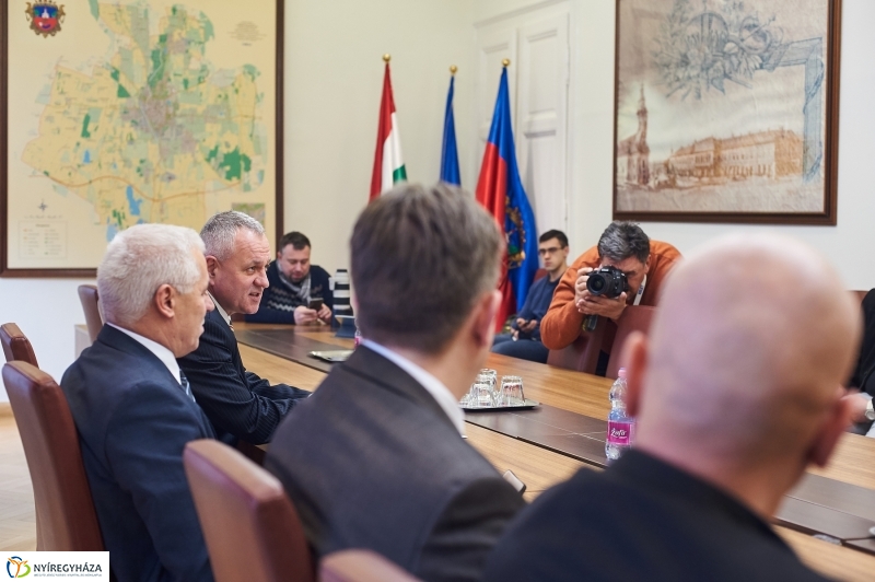 Választási Bizottság eskütétele - fotó Szarka Lajos