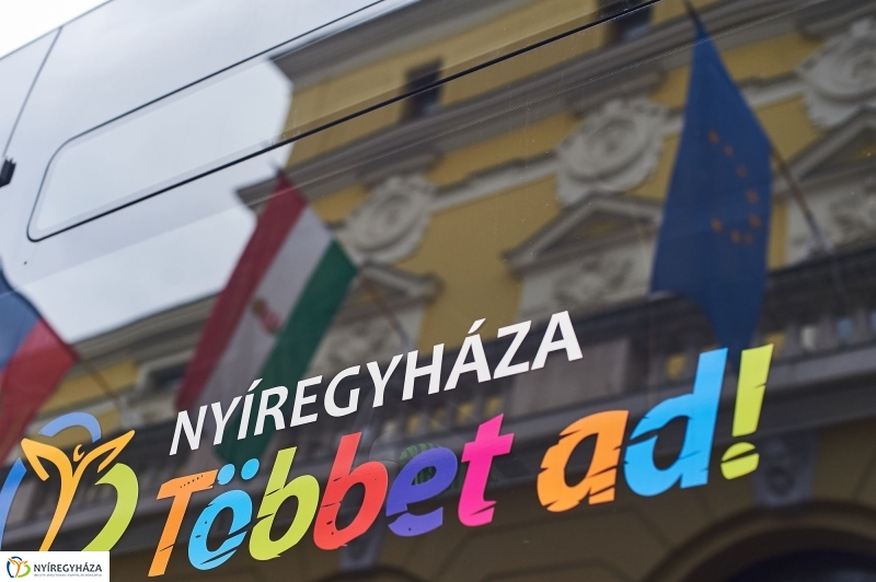 Új busz a fejlesztések útvonalán 1 - fotó Szarka Lajos