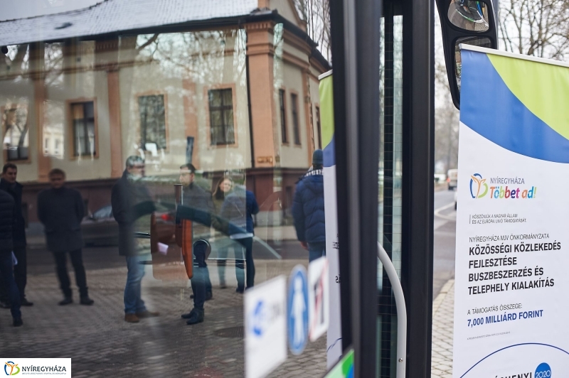 Új busz a fejlesztések útvonalán 1 - fotó Szarka Lajos