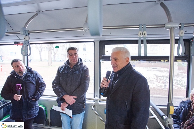 Új busz a fejlesztések útvonalán 1 - fotó Szarka Lajos