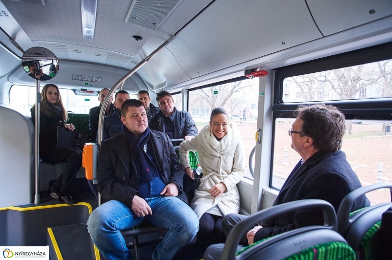 Új busz a fejlesztések útvonalán 1 - fotó Szarka Lajos