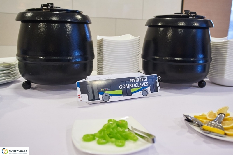 Új busz a fejlesztések útvonalán 2 - fotó Szarka Lajos