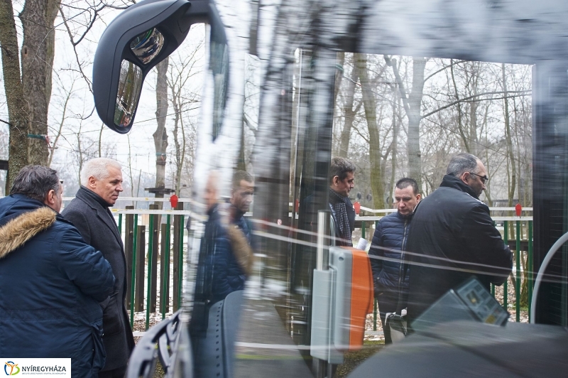 Új busz a fejlesztések útvonalán 2 - fotó Szarka Lajos